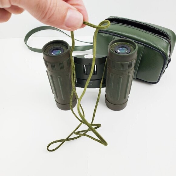 Early Winters Armored Binoculars VTG 8x21 Field 7º Made Japan Zip Bag Paperwork - Picture 13 of 16